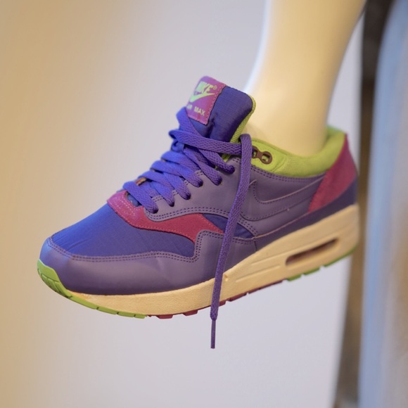 NIKE Air Max 90 - Purple, Pink, Green - Size 8 - in original box! - Picture 3 of 12